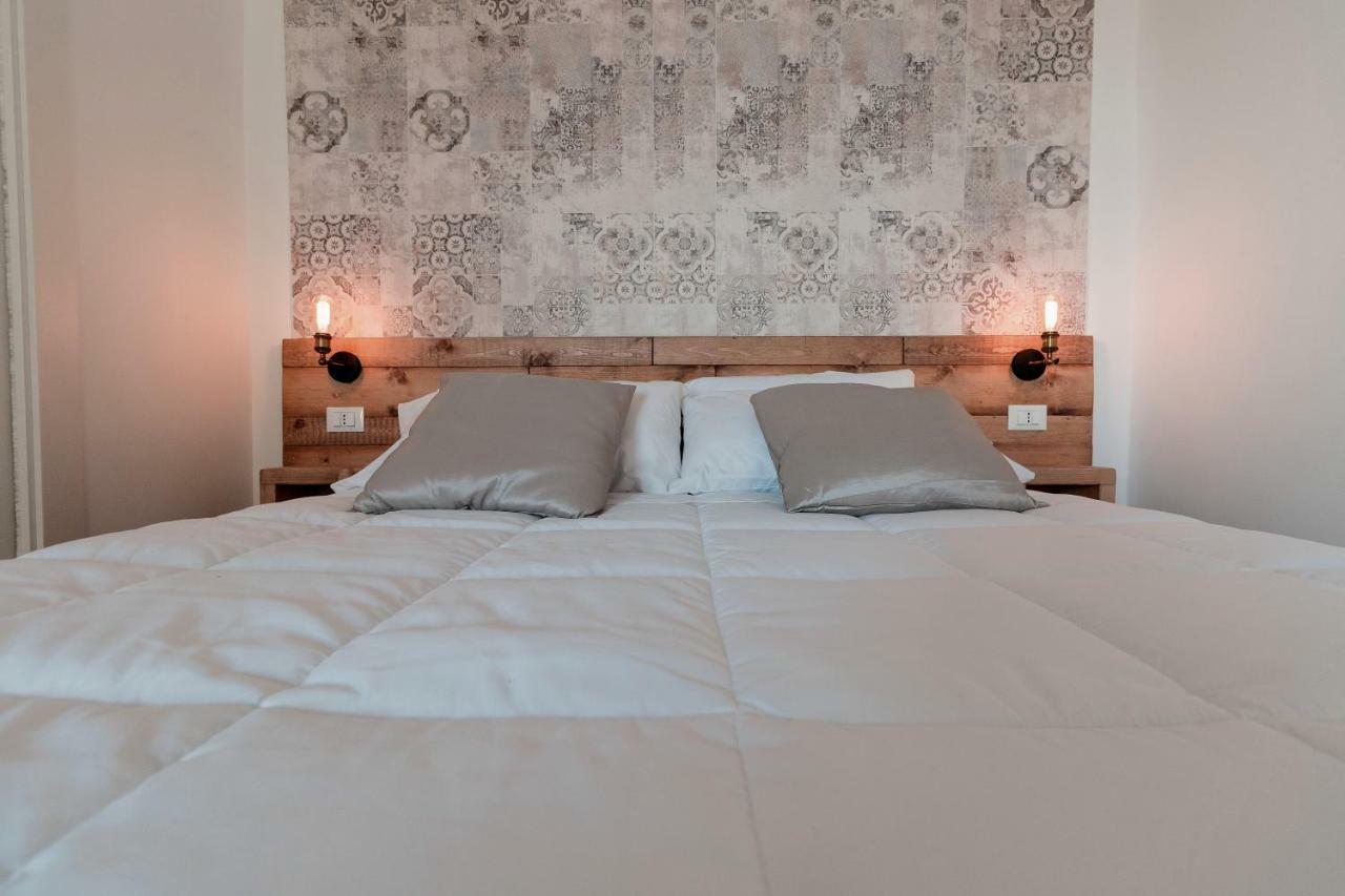 Il Sestante Bed & Breakfast Gaeta Bagian luar foto